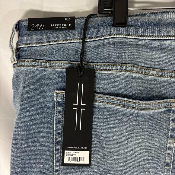 Liverpool Los Angeles Women’s Marley Monet Girlfriend Denim Shorts Size 24W - Picture 4 of 6